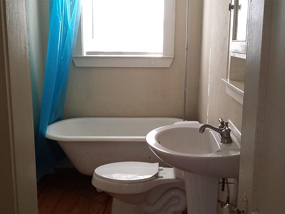 2nd image of 301 Welsh Ave