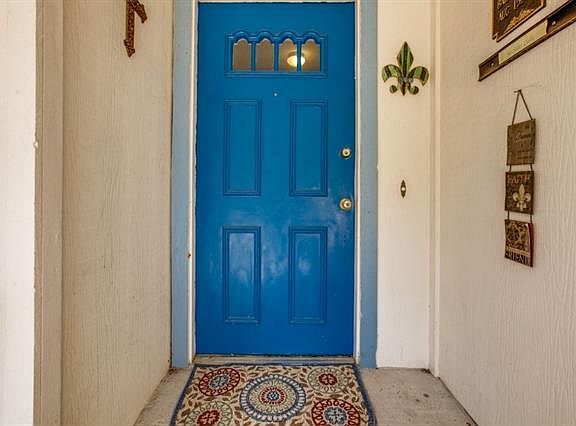 2nd image of 4207 Pyracantha Dr