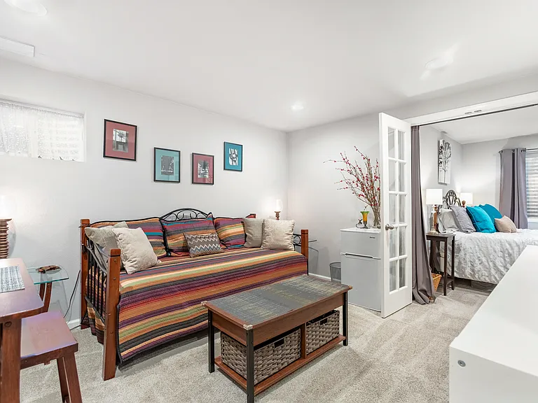568 Longfellow Ln #FURNISHED — Photo 8