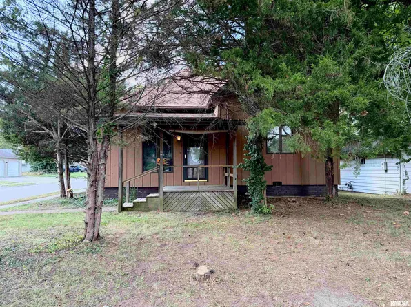 929 Main St, Harrisburg, IL 62946