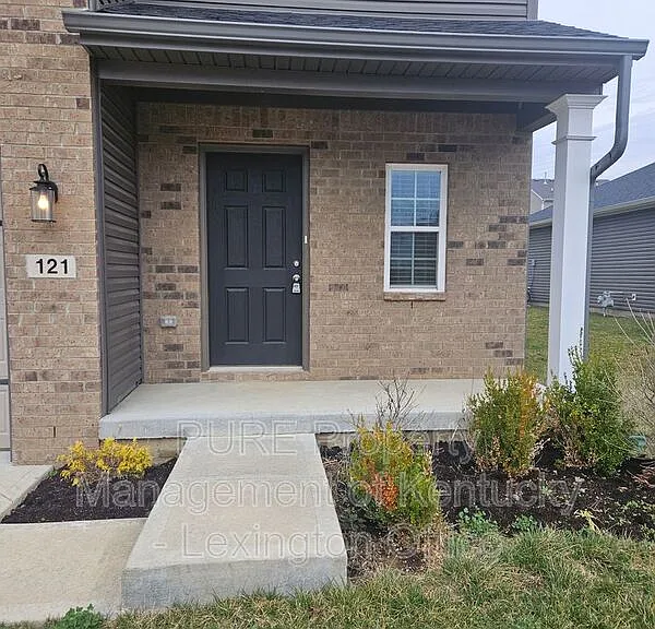 121 Forester Ct — Photo 3