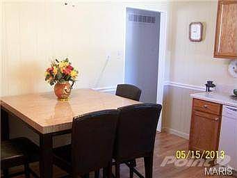 3rd image of 4319 Massabielle Dr