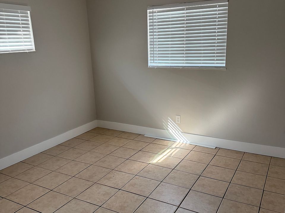 1st image of 1314 Holly Ave #1314