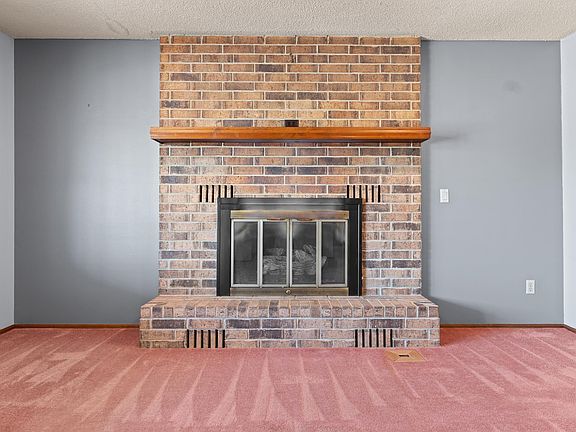 5th image of 1710 Ashbriar Dr
