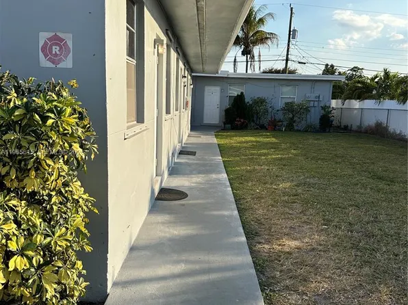 4210 SW 25th St #1, Hollywood, FL 33023