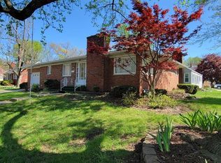 608 Roosevelt Dr, Edwardsville, IL 62025