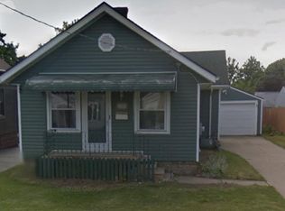702 Charles Ave, Barberton, OH 44203
