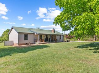 1802 Groveland Ridge Rd, Columbia, TN 38401