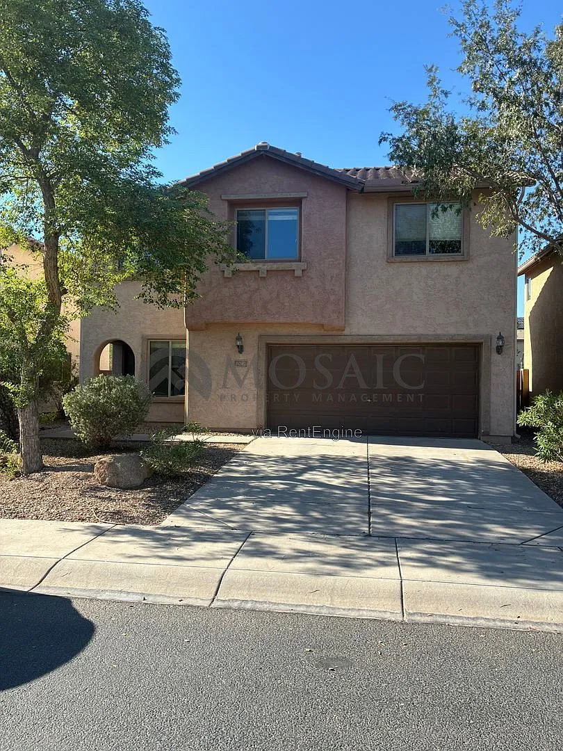3 bed, 2.0 bath, 1866 sqft, $1,695 — Photo 1