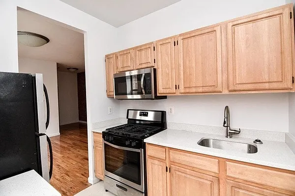 Rented by Bold New York | media 9