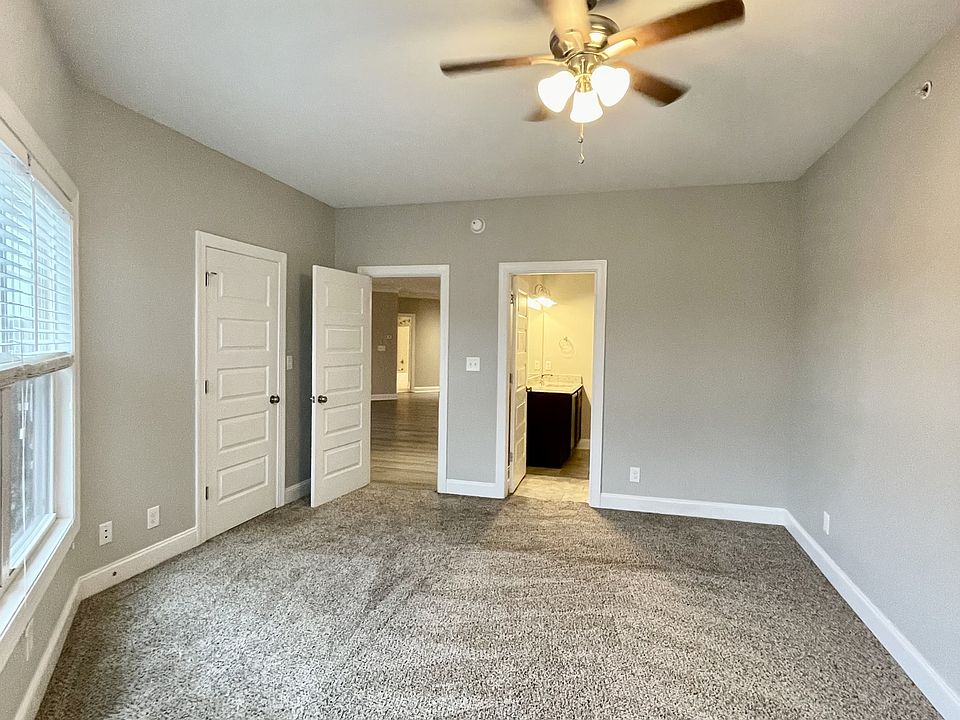 1st image of 105 Cornerstone St APT 206