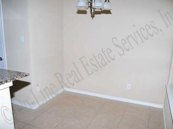4th image of 2350 Autumn Chase Loop Unit C