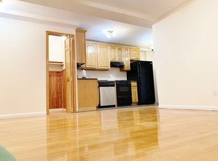 18-24 21st Rd #1AA, Astoria, NY 11105