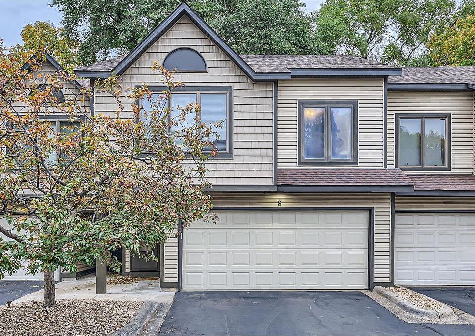 1st image of 6 110th Ln NW