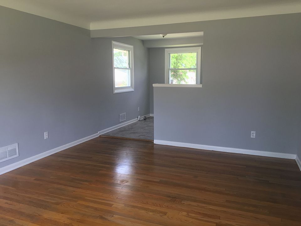 1st image of 3214 Wales Ave