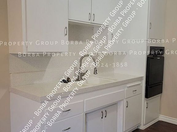 2nd image of 1129 W 10th St APT D