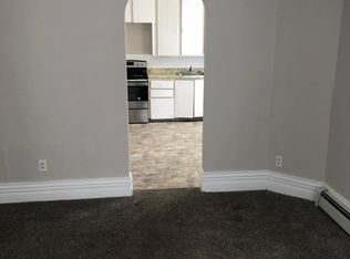 274 Washburn St APT 1, Lockport, NY 14094