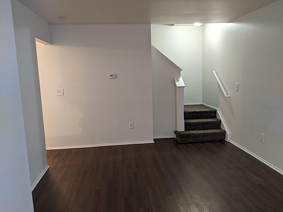 4th image of 24925 Mayfair St