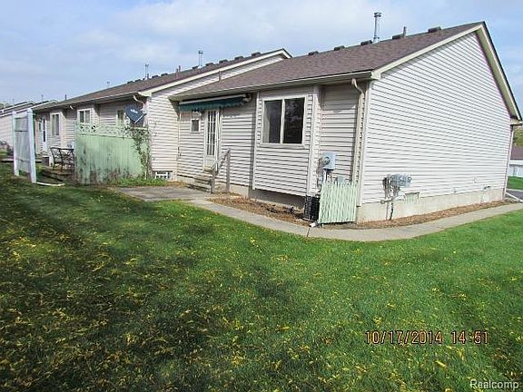 2nd image of 22111 Glenwood St