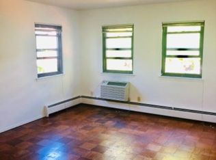 3 Van Wart Ave, White Plains, NY 10606