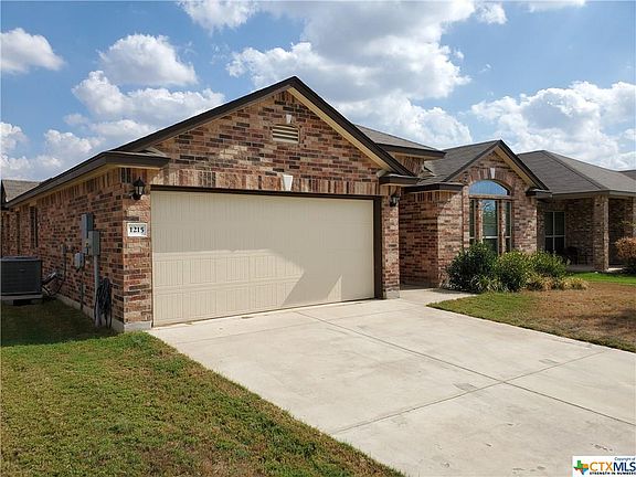 3rd image of 1215 Emerald Gate Dr
