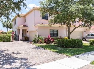 15594 Summit Place Cir, Naples, FL 34119