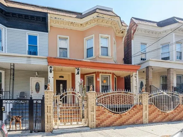 677 E 224th Street, Bronx, NY 10466