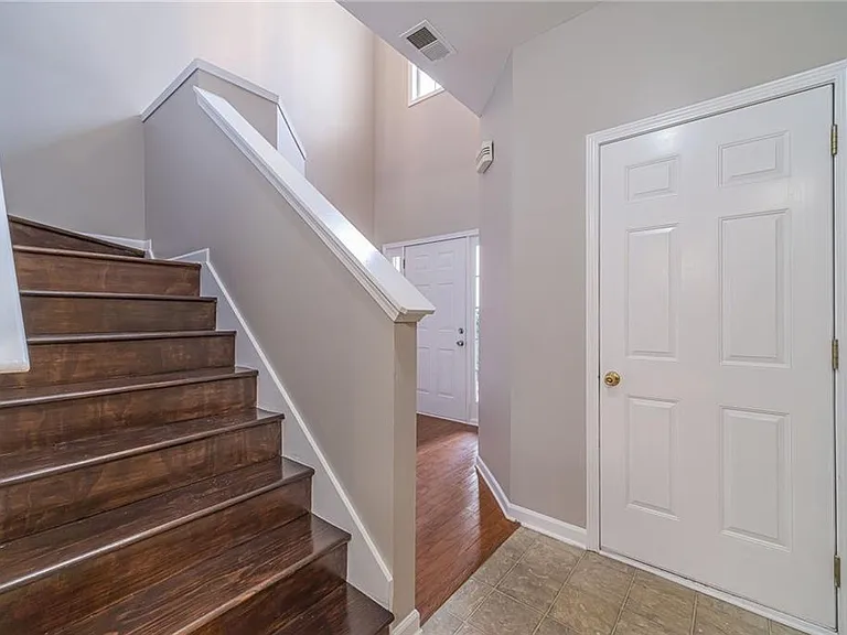 1191 Primrose View Cir — Photo 8
