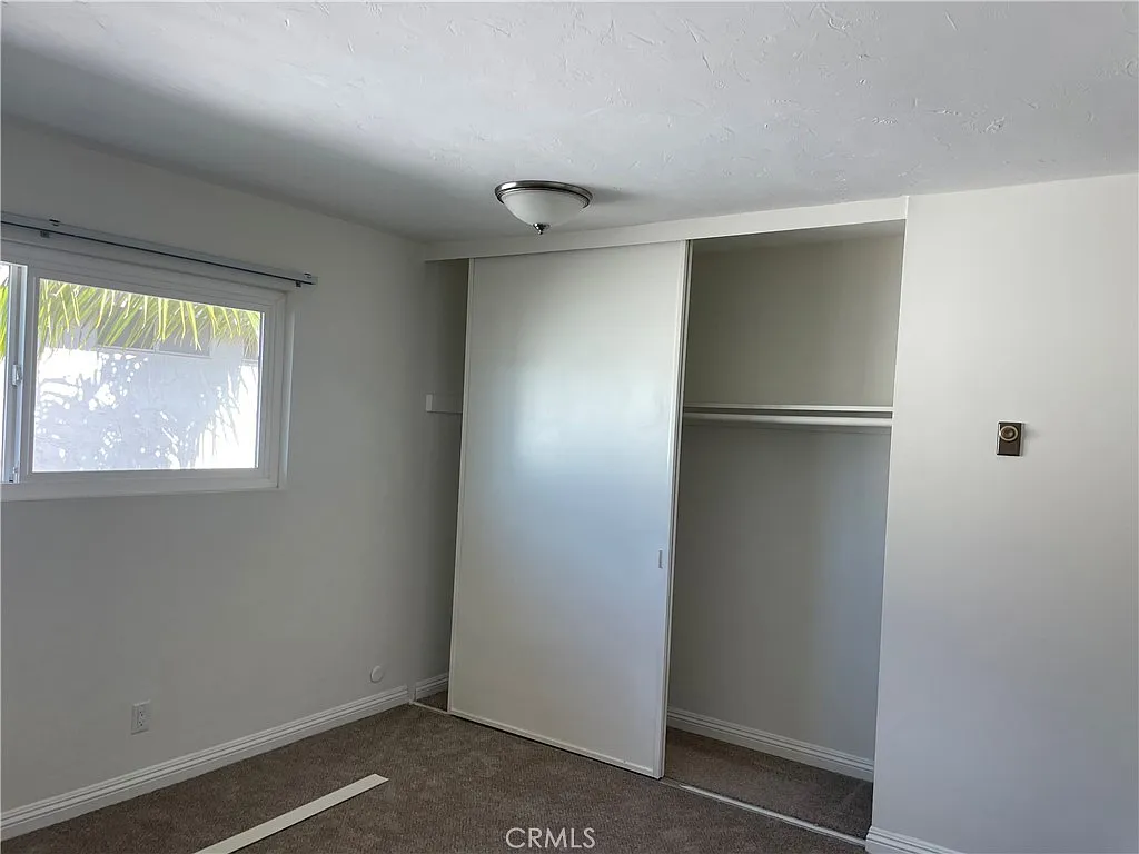 2 bed, 1.5 bath, 1100 sqft, $3,500 — Photo 4