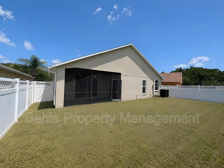 31404 Philmar Ln — Photo 18