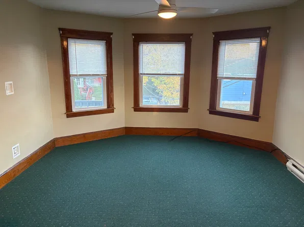 10 Eddy St #2, Webster, MA 01570
