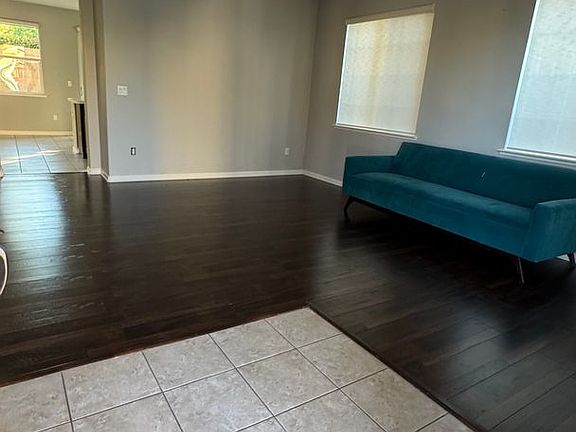 2nd image of 1319 Encore Dr