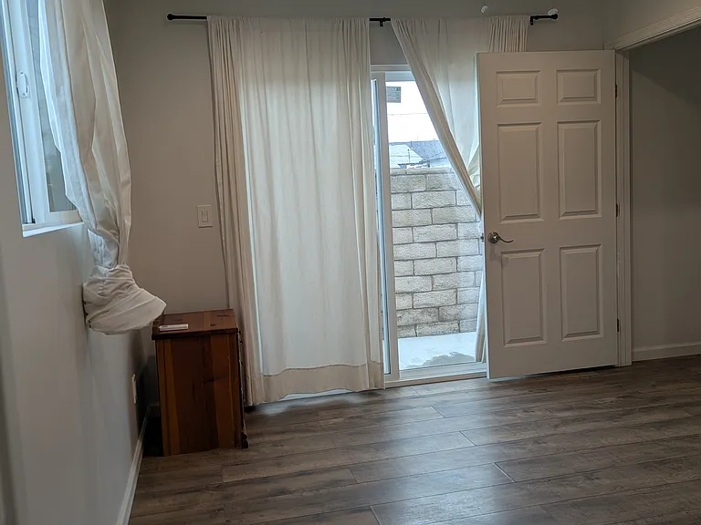 16417 Wilton Pl — Photo 8