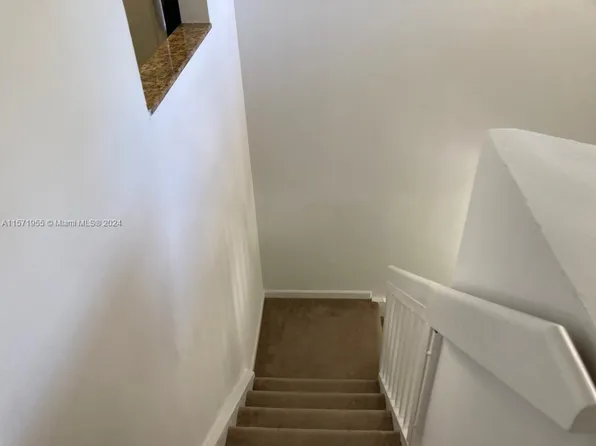 16304 Glenmoor Dr, West Palm Beach, FL 33409