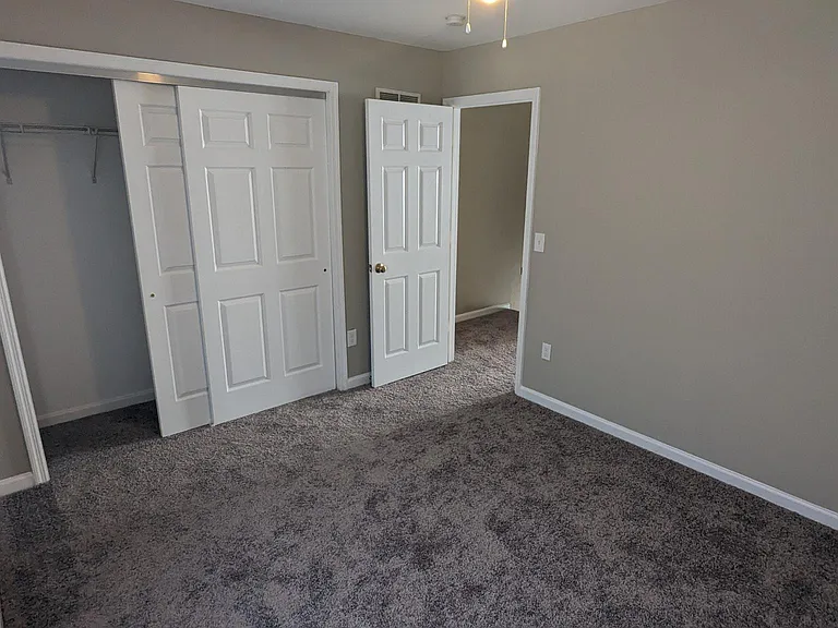 13 Marvin Dr — Photo 10