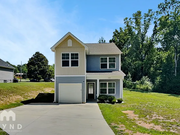 2229 Beauty St, Statesville, NC 28625