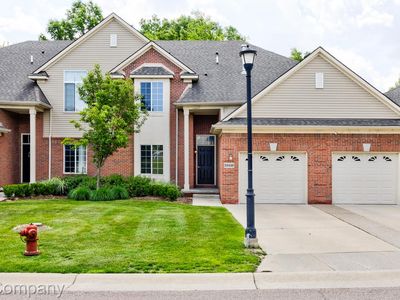 29448 Woodpark Cir, Warren, MI, 48092