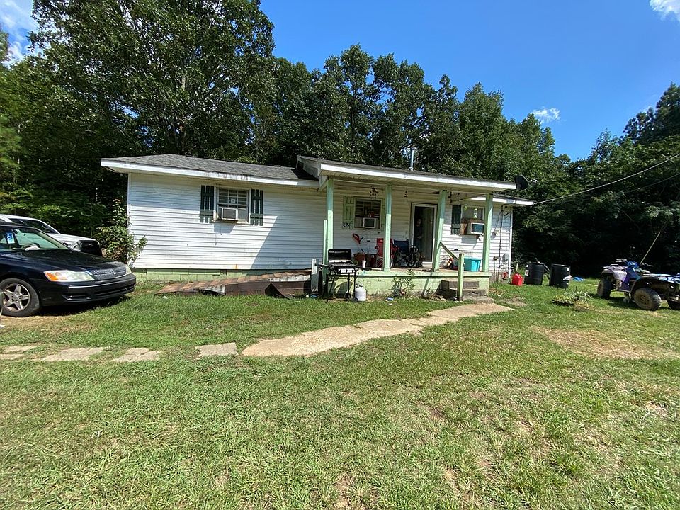 2nd image of 779 Sentry Rd