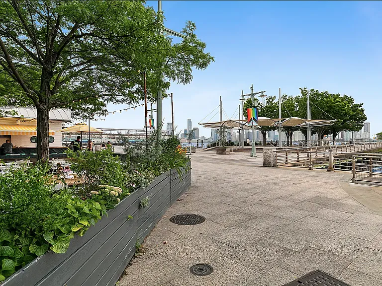 5 Weehawken St #1A — Photo 9