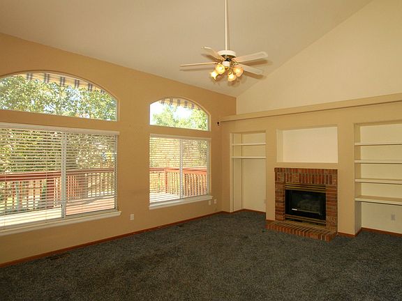 Vaulted Family Room