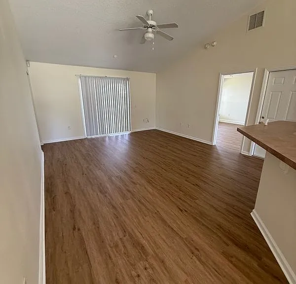 1111 SW Yorktown Gln — Photo 12