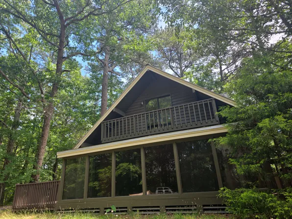 34 Mango Ct, Ellijay, GA 30540