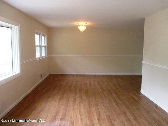 2nd image of 3111 Richmond Ave