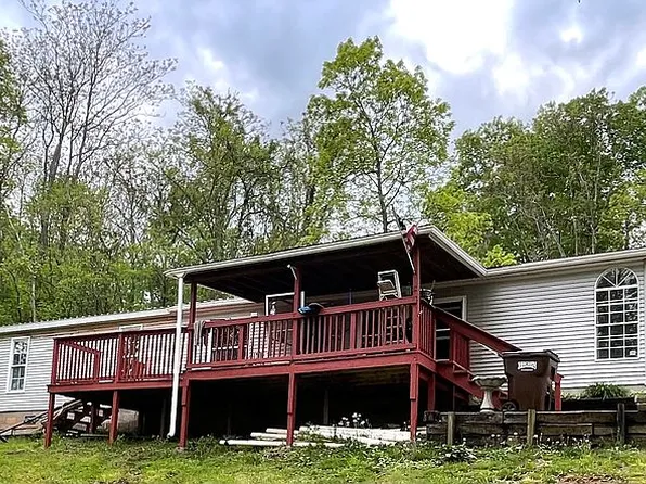 2510 Parkview Dr, Belpre, OH 45714