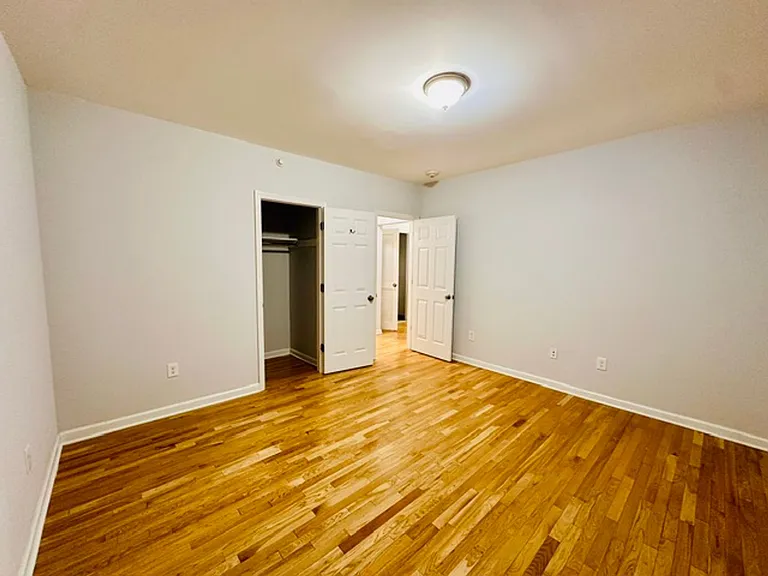 165 E Main St — Photo 30