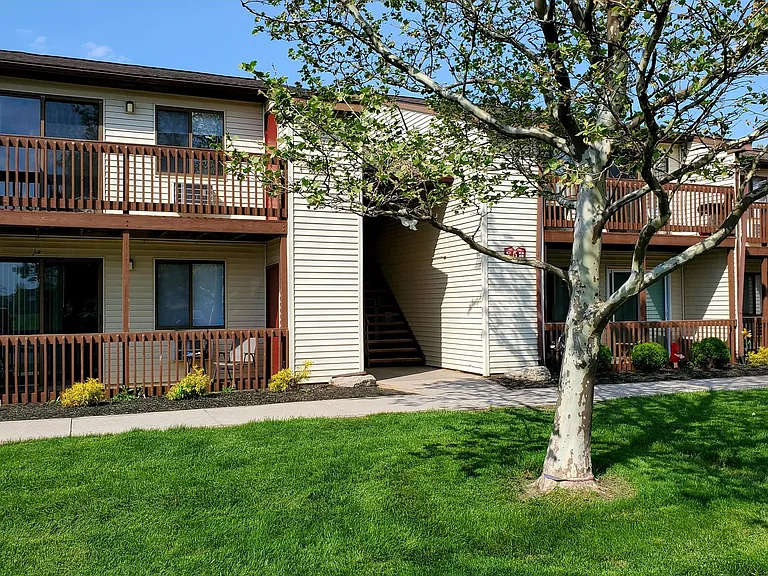 Candlewood Apartment Homes — Photo 20