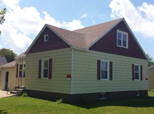 113 S Dousman St, Prairie Du Chien, WI 53821