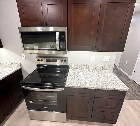 5th image of 721 Exchange St #723