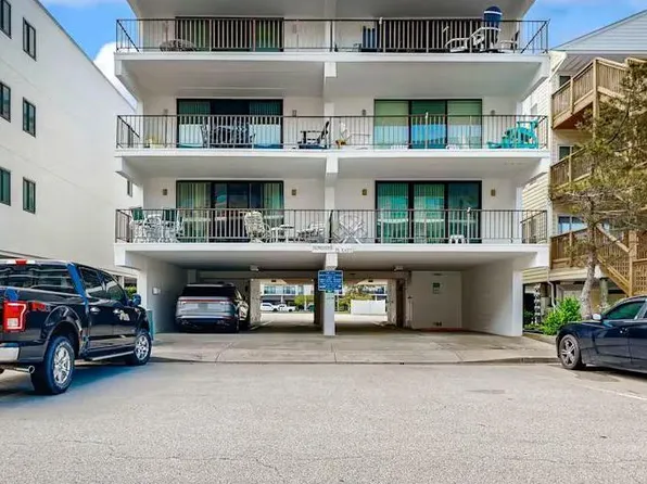 15 143rd St Unit 302, Ocean City, MD 21842