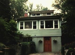 33 Alpine Cir, Sandy Hook, CT 06482